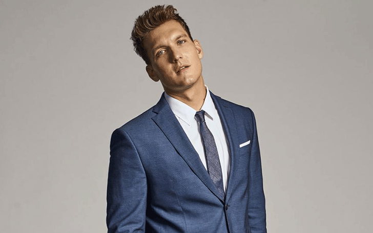 Scott Michael Foster is currently single after breakup with his precious partners