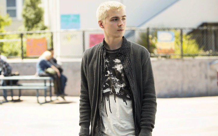 Miles Heizer dating life