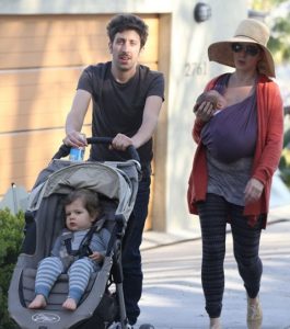 Caption: Simon and Jocelyn were seen with their children