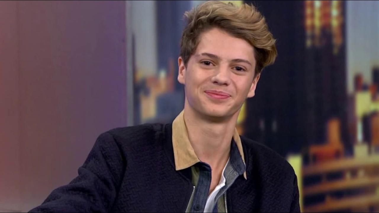 Jace Norman dated multiple girlfriends in the past but he is single now.