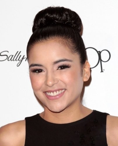 Emily Rios Married, Husband, Movies, TV Shows, Net Worth, Parents Wiki, Bio