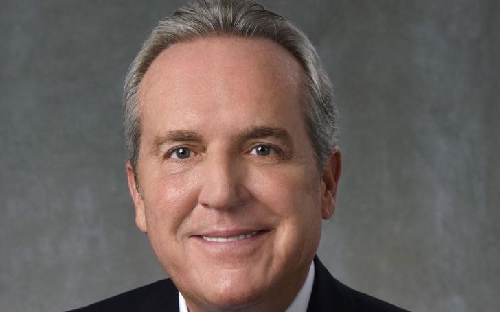 Brad Nessler married girlfriend turned wife Nancy Nessler and has kids with her