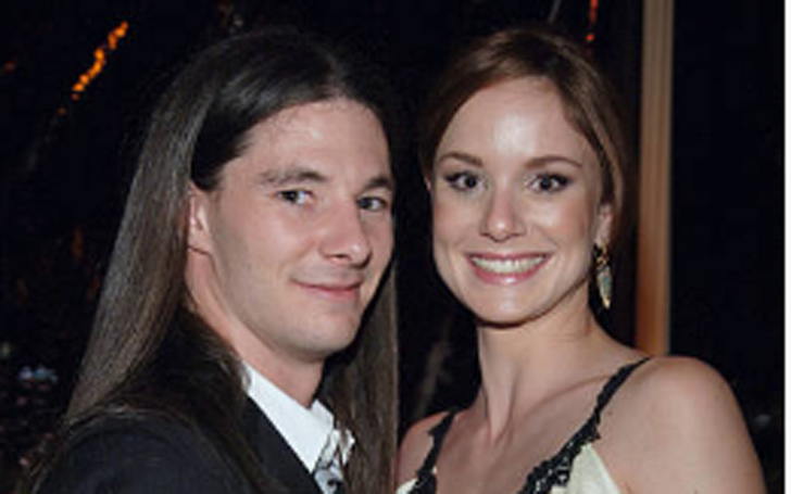 Josh Winterhalt married girlfriend turned wife Sarah Wayne Callies and has children with her