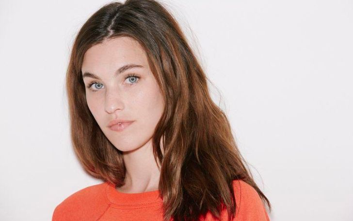 $200k net worth Rainey Qualley is not dating anyone