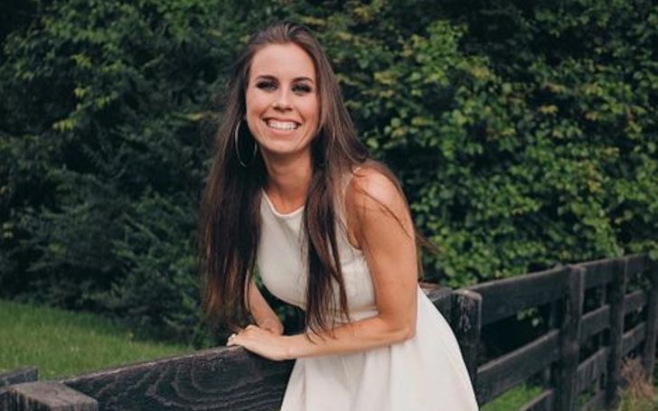 Christina Lynne Cimorelli tied the knot with Nick Reali in 2018 and she holds a net worth of approximately $1.5 million.