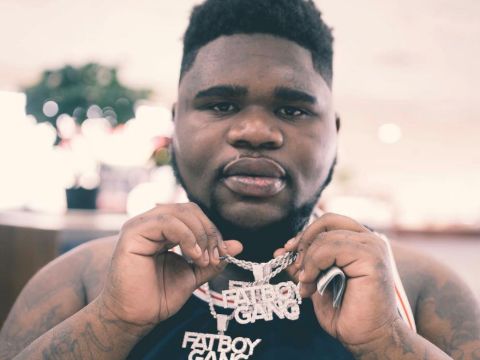 FatBoy Showing off his chain