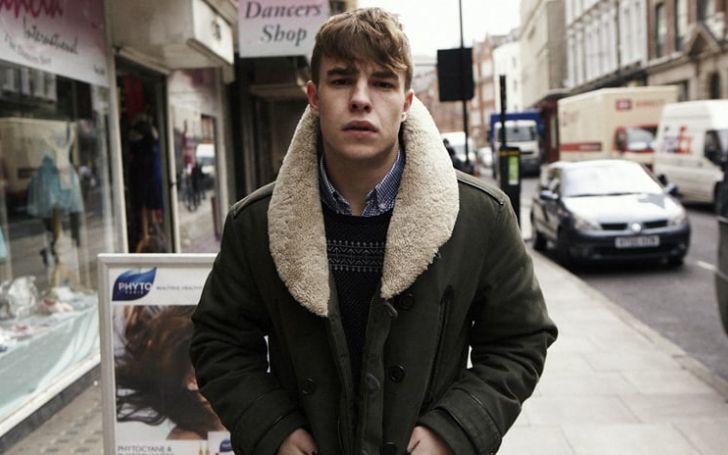 Nico Mirallegro is single without engaging in any romance