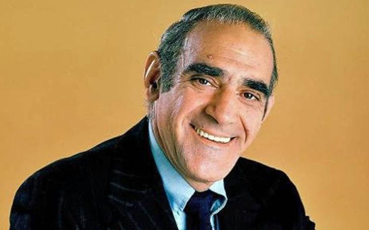 Abe Vigoda married twice and he divorced his first wife whereas he lost his second wife.