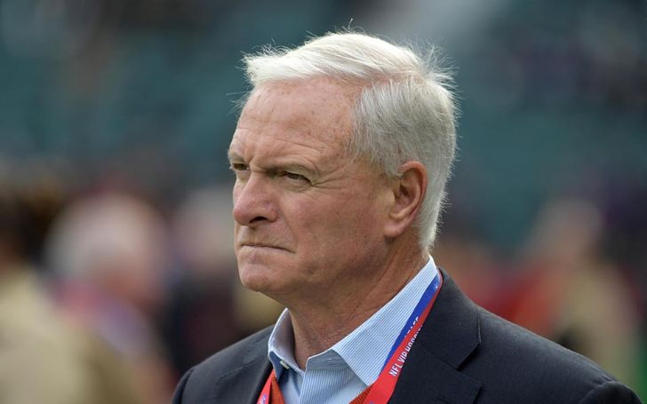 Jimmy Haslam is a billionaire as he owns a net worth of around $2.8 billion