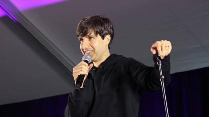 Demetri Martin married his second wife Rachael Beame in 2012 and they are the parents of 2 children.