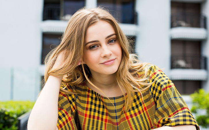 Josephine Langford holds a net worth of $200k.