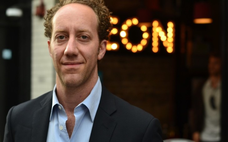 Joey Slotnick has a net worth of $700 thousand