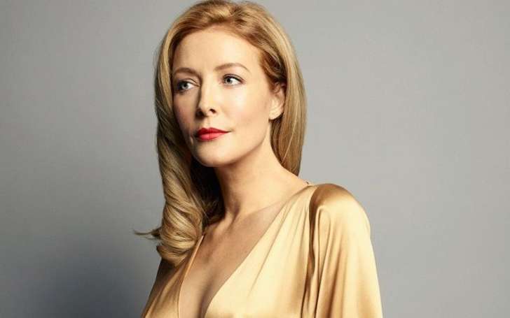 Jennifer Finnigan holds a net worth of $500,000 as of 2019.