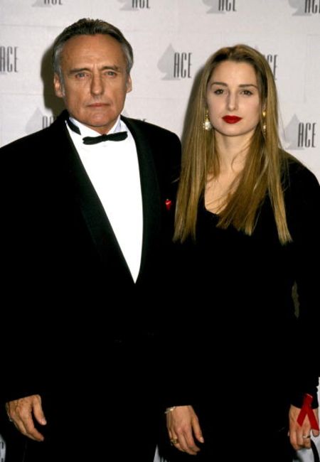 Katherine LaNasa has a son, Henry Hopper with her first husband Dennis Hopper.