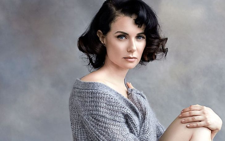 Mia Kirshner was the main character in The L Word as Jenny Schecter. Source: Affairpost