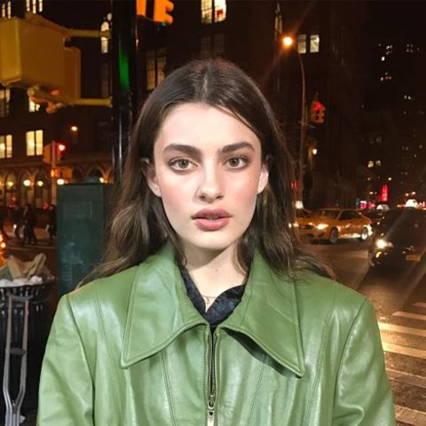 Diana Silvers giving a pose.