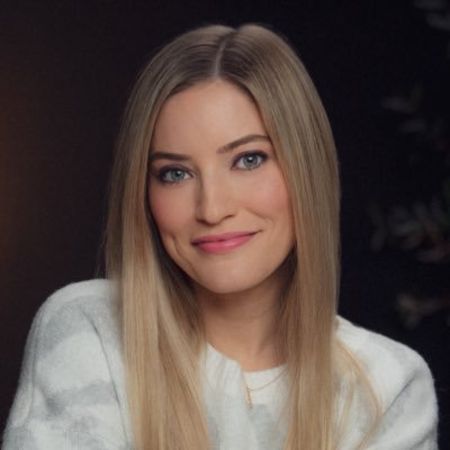 iJustine is single as of now